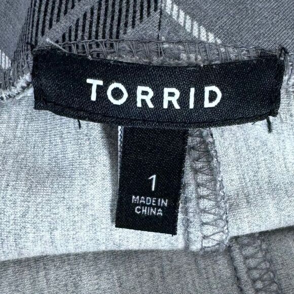 Torrid Studio Luxe Ponte Grey Plaid Lace Trim Pencil Skirt Sz 1/iX - Picture 5 of 8